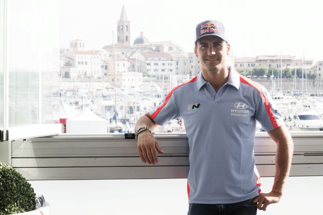 AP 1NK2PBPDN2111 Dani Sordo