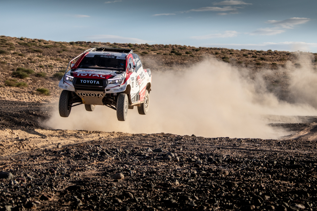 FernandoAlonso_TestToyotaHilux_Marzo2019_10